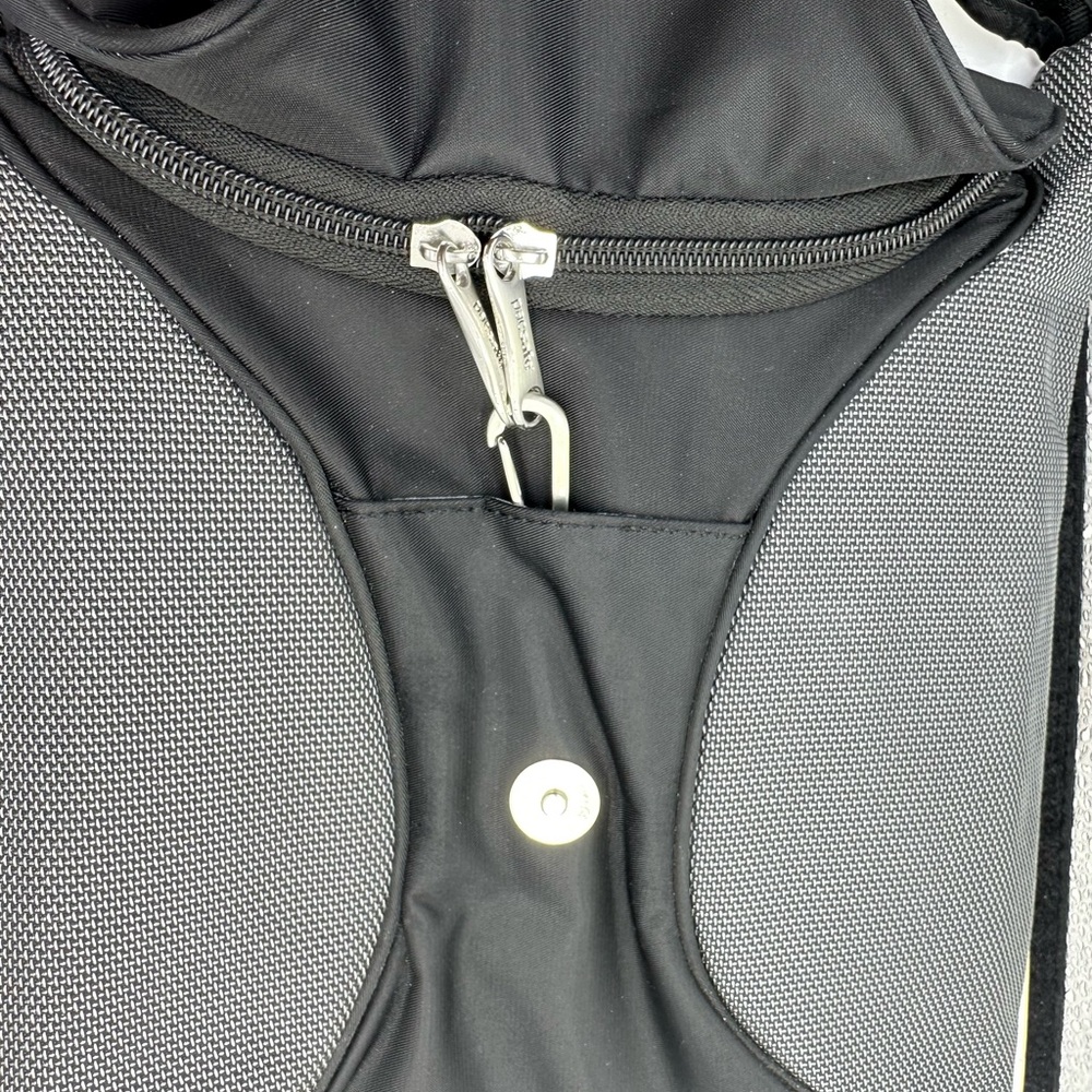 Pacsafe Dailysafe H100 Anti-Theft Travel Crossbody Bag - Picture 7 of 15